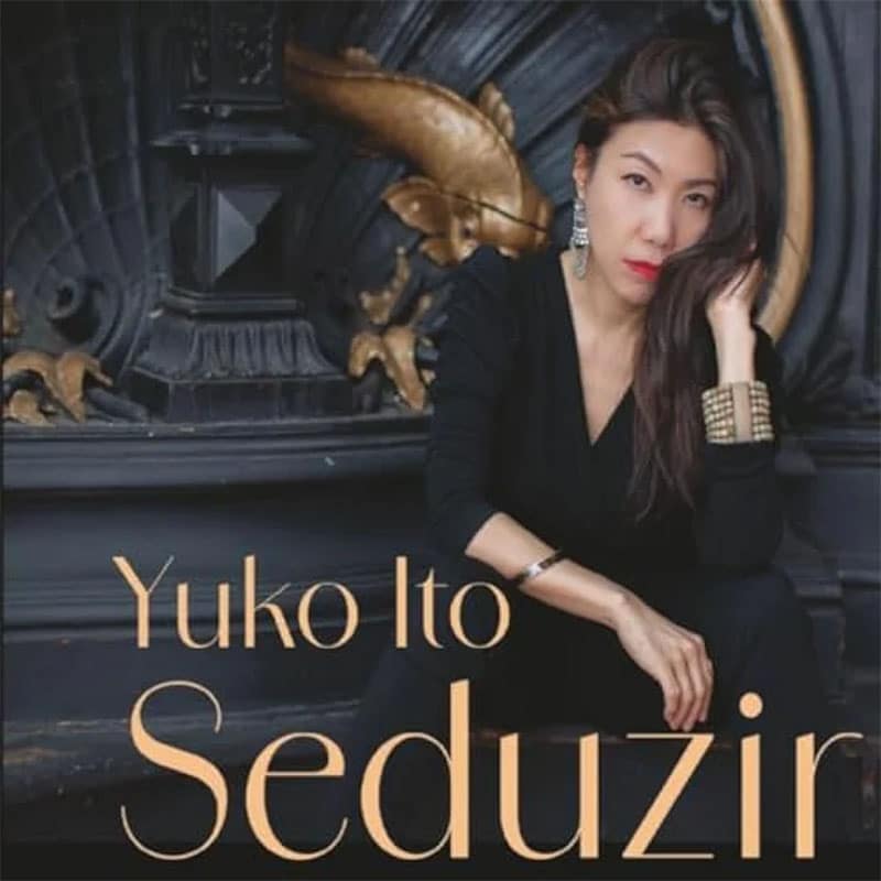 Yuko Ito  SEDUZIR
